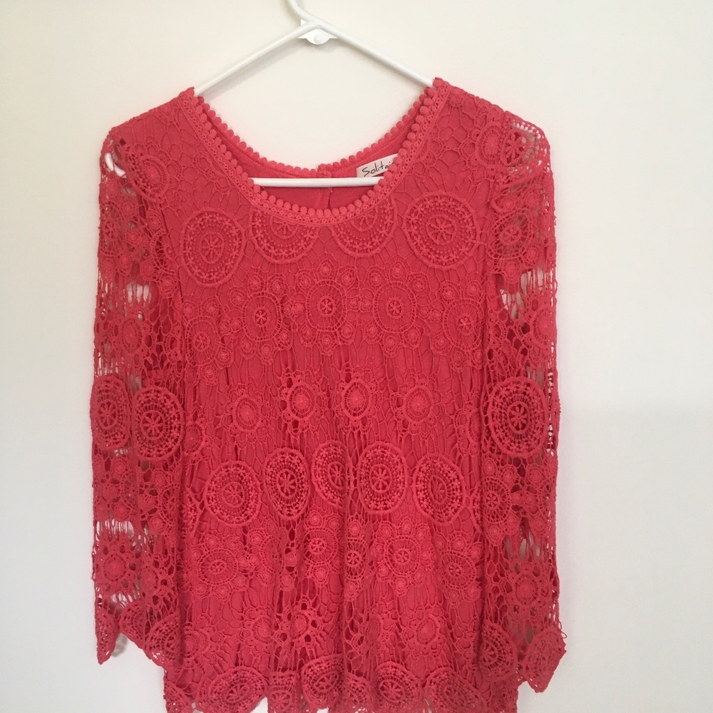 Coral top